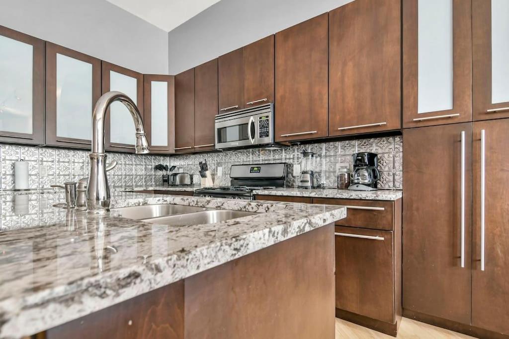 Lovely 2-Bedroom Unit In Springfriend Springfield Exterior foto